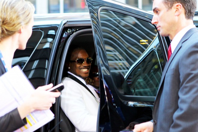 Cordarrelle Patterson gets out of his limo before the start of the NFL Draft in Radio City Music Hall, in New York City